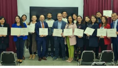 Escuela de Psicología certifica en educación positiva a funcionarios de colegio técnico industrial de Antofagasta